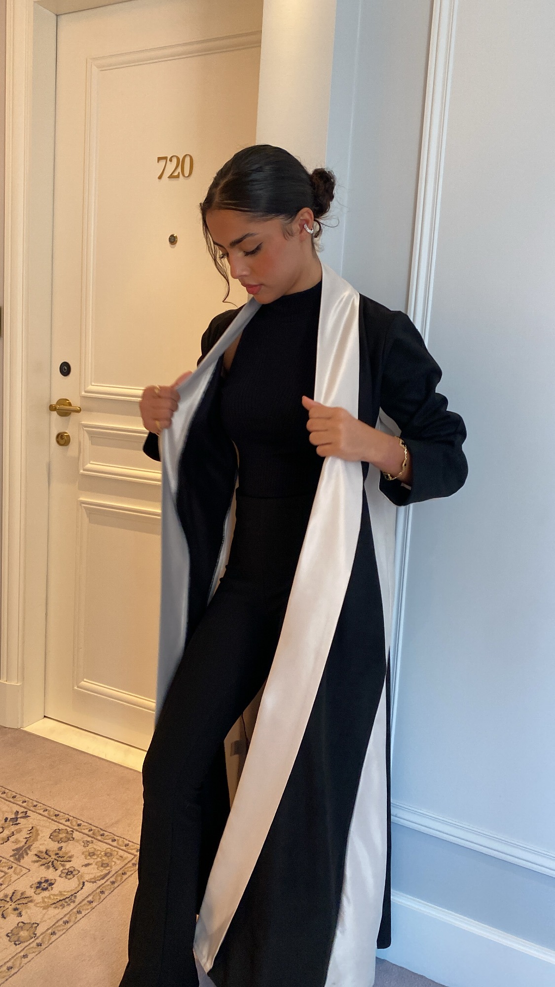 Black and off white abaya