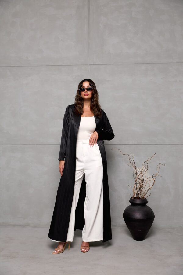 Black Lined abaya