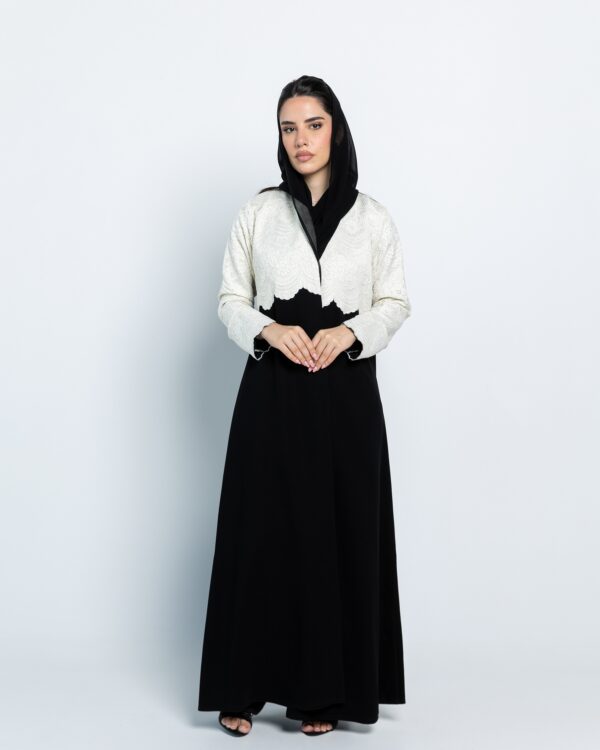 Black & off white crepe abaya